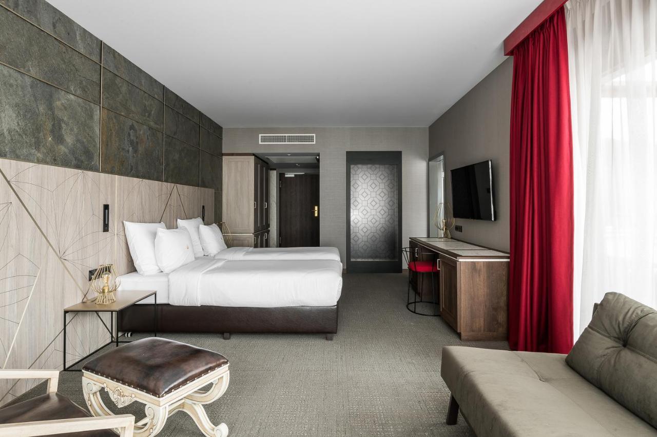 Nosalowy Park Hotel & Spa Zakopane Bagian luar foto A room at the hotel